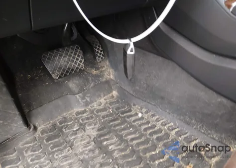 2018 Audi Q5 2.0T Premium/2.0T Tech Premium из США, поврежденный, VIN WA1BNAFY9J2139315